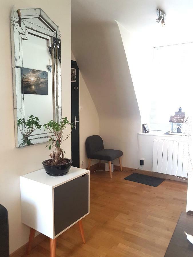 Appartement Saint Malo Vue Sur Mer Et Sur Intra Muros, Ferry, Plage Et Commerces A 50 M Exterior photo